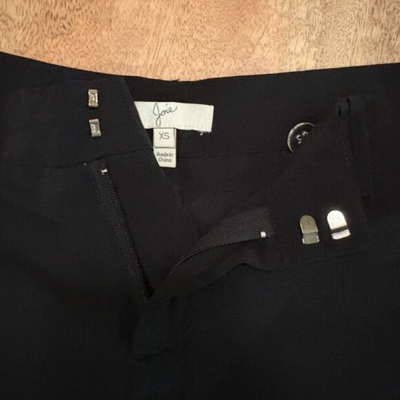 Joie Bismark Silk Voile Striped Shorts in Caviar Black and White Stripe Size XS - Picture 8 of 8